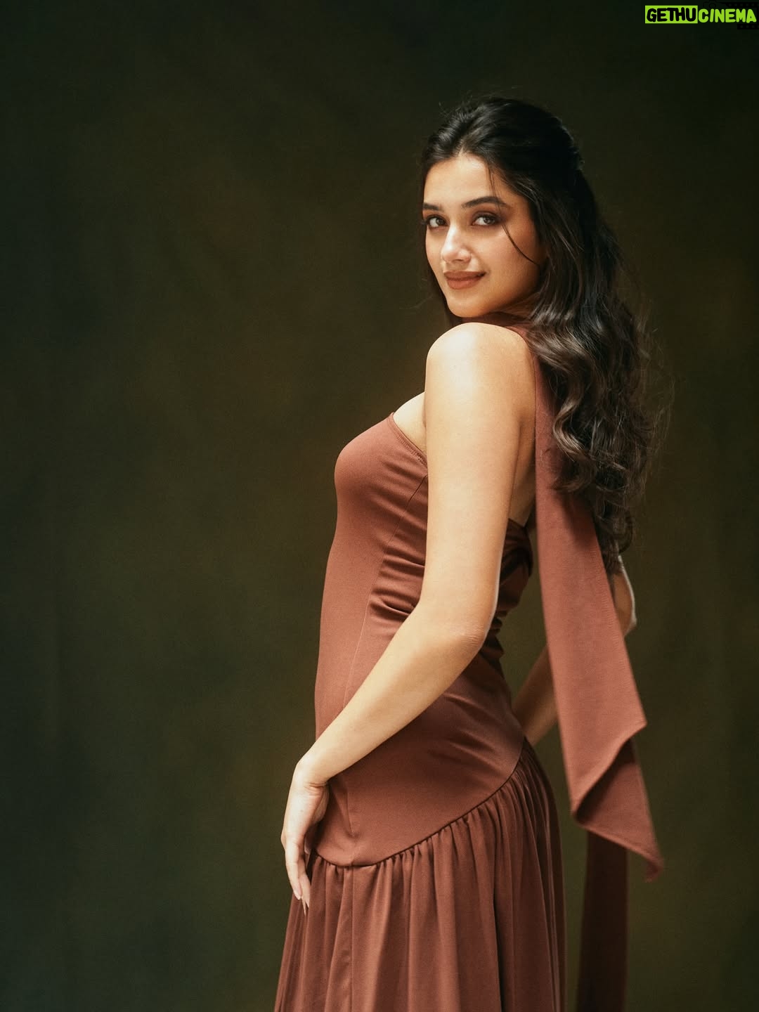 Bhagyashri Borse - 430.8K Likes - Umm, excuse me ;)