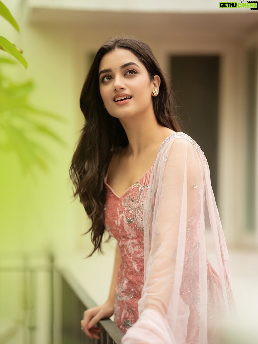 Bhagyashri Borse - 871.7K Likes - Excited for Mahalaxmi?!💕

#AKT27thNov