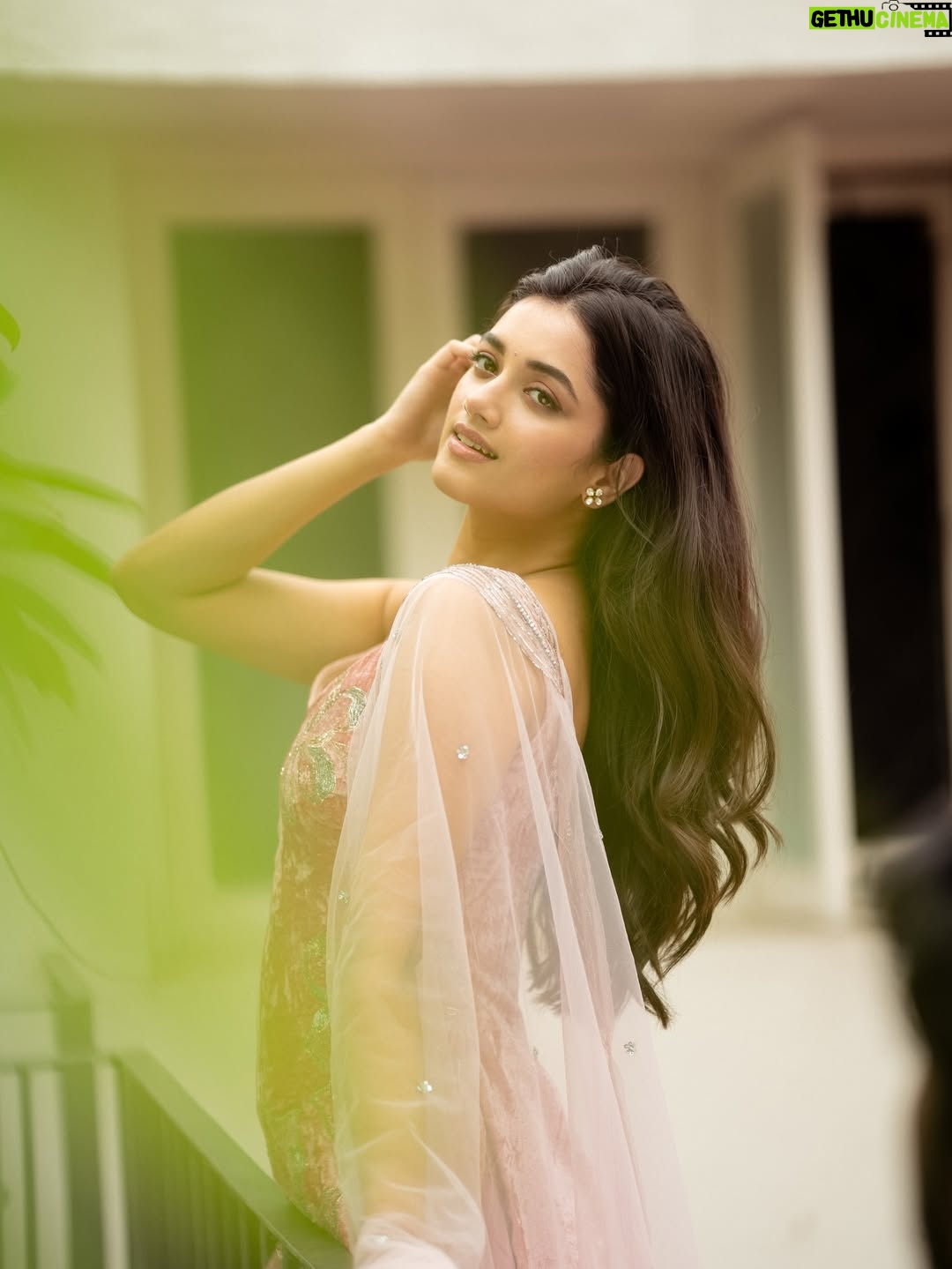 Bhagyashri Borse - 871.7K Likes - Excited for Mahalaxmi?!💕

#AKT27thNov
