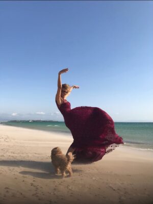 Bibiana Fernández Instagram - Es el 11, pero es tan difícil resumir 11 años de amor, felicidades mi vida ,más que a las mañanas que a a los ríos que a los hijos que no tuve….. te adoro 🎂👑💋