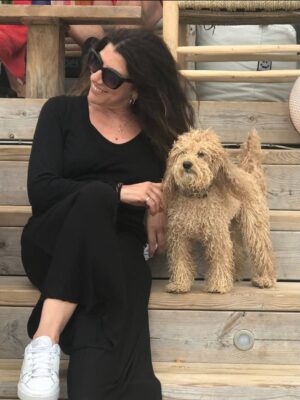 Bibiana Fernández Instagram - Es el 11, pero es tan difícil resumir 11 años de amor, felicidades mi vida ,más que a las mañanas que a a los ríos que a los hijos que no tuve….. te adoro 🎂👑💋
