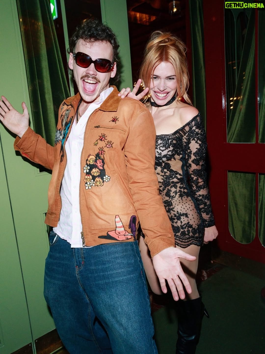 Billie Piper - 28.2K Likes - To kick off the festive party season MR PORTER’s Brand Director @jeremylangmead & friend @billiepiper hosted a joint birthday party. The dress code was “Dark” and everyone dressed up. 

Friends celebrated to the sounds of @woody_cook and vibereceptor at @upstairs_at_langans

Photos by @jamesdkelly
