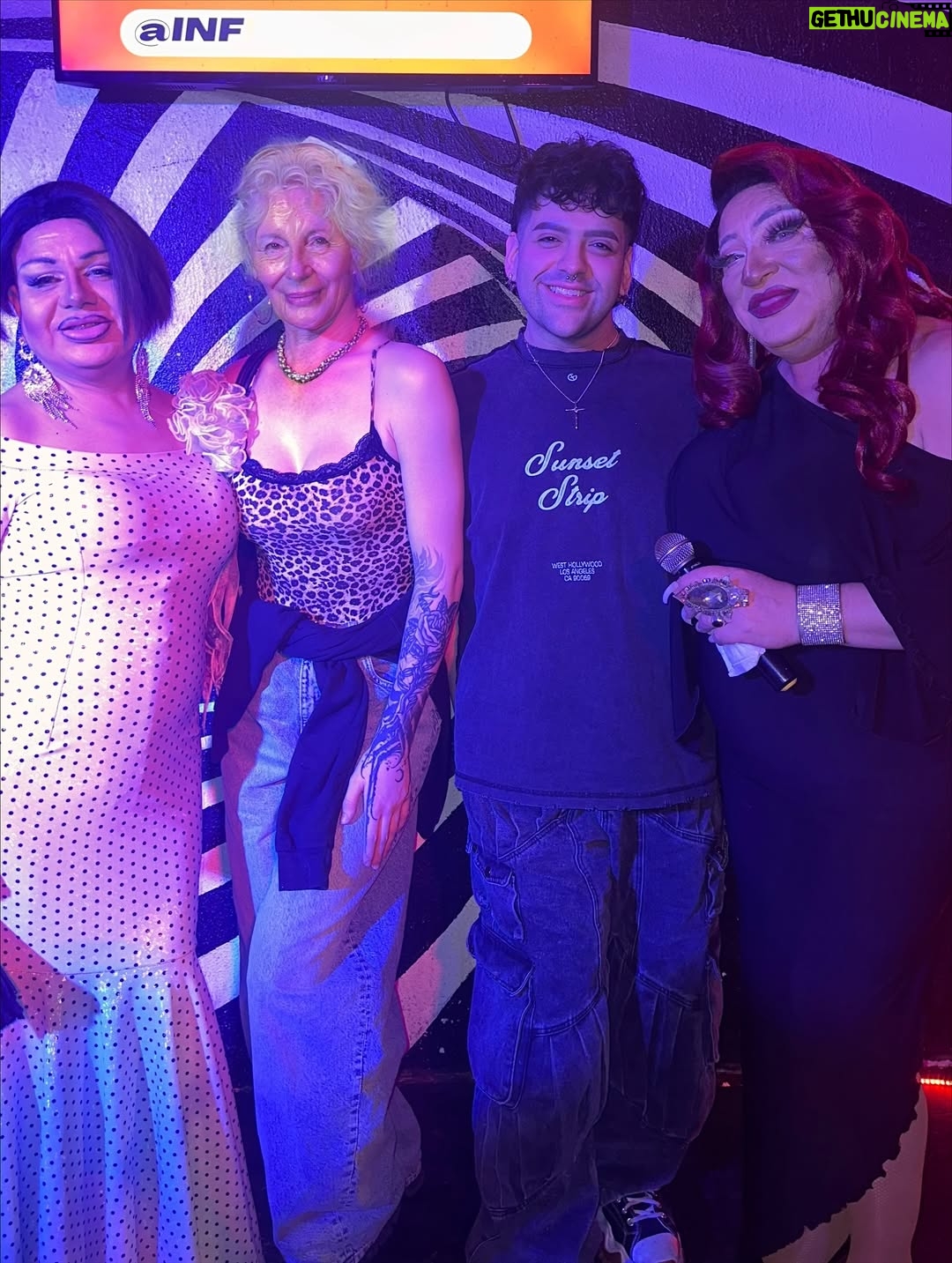 Bosco - 46.1K Likes - 👧🏼 & 👦🏻   🇧🇷 & 🇨🇱 = 🥳

(with my gf @hereisbosco) 

#drag #rpdr #dragrace #rupaulsdragrace