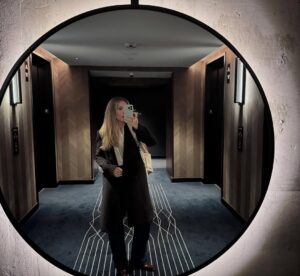 Actress Briana Buckmaster HD Photos and Wallpapers November 2025