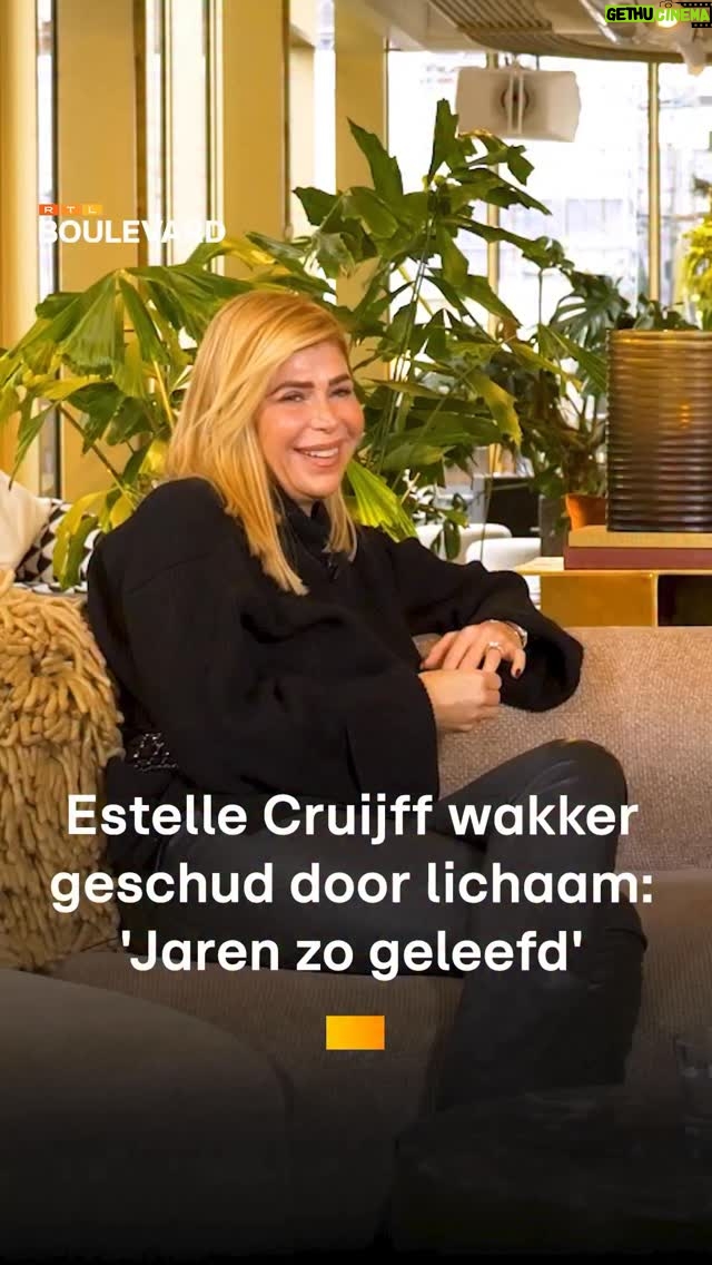 Bridget Maasland - 586 Likes - Wat begon met wat onschuldige vlekken op haar huid, groeide uit tot een confronterende zoektocht naar de oorzaak van haar allergieën. Die zoektocht opende haar ogen én leidde tot de lancering van La Maison Estelle. #estellecruijff #rtlboulevard 

De hele aflevering van Bridget& zie je nu op ons YouTube-kanaal! 👀