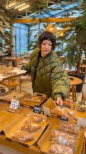Actress Byeon Jung-su HD Photos and Wallpapers December 2025