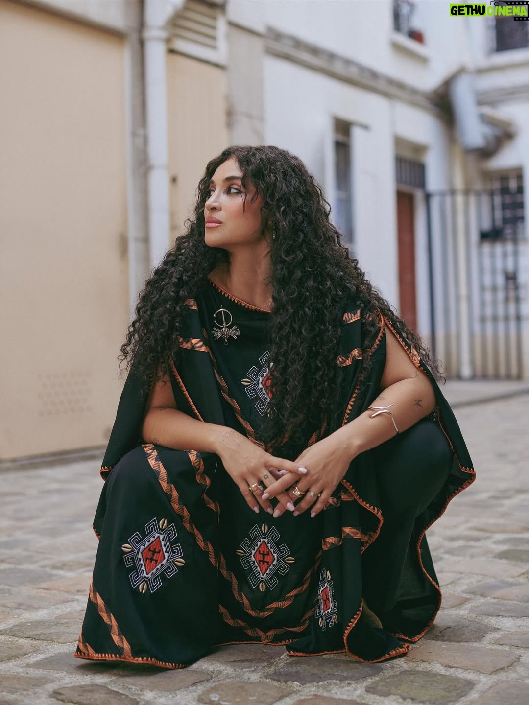 Camélia Jordana - 17K Likes - THANK YOU SO MUCH @crushfanzine 🫶🏻

YOU NEVER FORGET YOUR FIRST CRUSH

Merci de nous avoir suivis avec @ismael.nebchi 📸 dans nos envolées Amazighs Algériennes dans un magazine de mode 🫠

Big love to the whole team 🖤💚🤍❤️

Merci à mon ami chéri @djanisbouzyani pour l’entretien rêvé 
" I LOVE YOU SO MUCH " 🫂💕

@mael.gicquel @arthurmayadoux @lay_dawn_and_watch_ @odilejimenezmua @juliebennadji @abdelkebdani @charlottetourret @florentfarinelli 
@ar_me @latabledeyemma