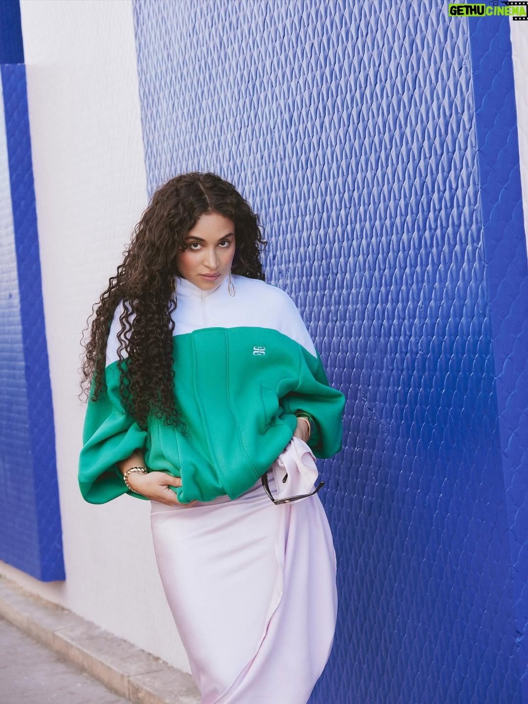 Camélia Jordana - 17K Likes - THANK YOU SO MUCH @crushfanzine 🫶🏻

YOU NEVER FORGET YOUR FIRST CRUSH

Merci de nous avoir suivis avec @ismael.nebchi 📸 dans nos envolées Amazighs Algériennes dans un magazine de mode 🫠

Big love to the whole team 🖤💚🤍❤️

Merci à mon ami chéri @djanisbouzyani pour l’entretien rêvé 
" I LOVE YOU SO MUCH " 🫂💕

@mael.gicquel @arthurmayadoux @lay_dawn_and_watch_ @odilejimenezmua @juliebennadji @abdelkebdani @charlottetourret @florentfarinelli 
@ar_me @latabledeyemma