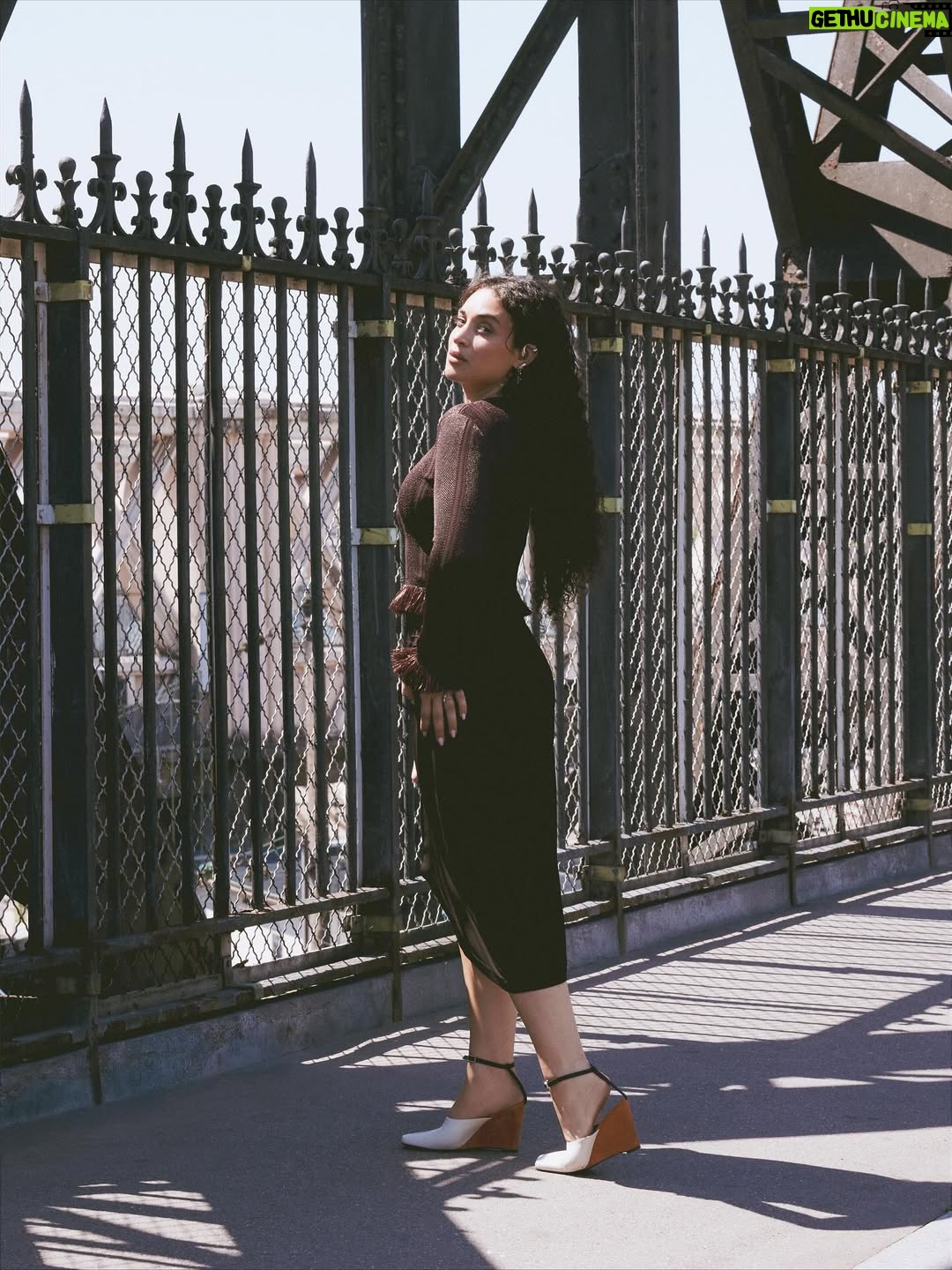 Camélia Jordana - 17K Likes - THANK YOU SO MUCH @crushfanzine 🫶🏻

YOU NEVER FORGET YOUR FIRST CRUSH

Merci de nous avoir suivis avec @ismael.nebchi 📸 dans nos envolées Amazighs Algériennes dans un magazine de mode 🫠

Big love to the whole team 🖤💚🤍❤️

Merci à mon ami chéri @djanisbouzyani pour l’entretien rêvé 
" I LOVE YOU SO MUCH " 🫂💕

@mael.gicquel @arthurmayadoux @lay_dawn_and_watch_ @odilejimenezmua @juliebennadji @abdelkebdani @charlottetourret @florentfarinelli 
@ar_me @latabledeyemma