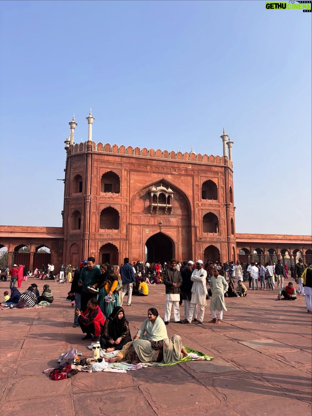 Camila Raznovich - 2.5K Likes - India #india #travellingwithkids #familytime❤️ #india