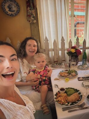 Camilla Belle Instagram - ✌️😎 👋Sept!