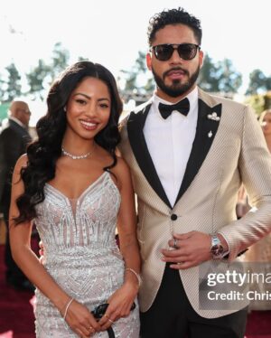 Camille Hyde Instagram - Golden Globes 24’ ✨

@iamveda @marbleluxebeauty @iamgabriellamancha @ladivine_bycd