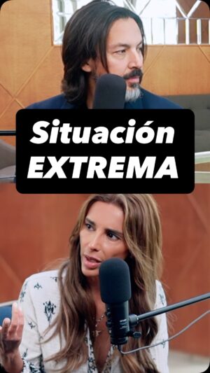 Carla Ballero Instagram - Estoy muy feliz de comenzar a mostrarles extractos de los Podcast que grabé en Chile 🇨🇱🎙️, mi primera invitada fue Carla Ballero, tuvimos una conversación muy interesante, con un poco de todo, risas, dramas, y experiencias de todo tipo, en este video Carla nos cuenta una experiencia muy fuerte y heavy vivida en la clínica hace muy poco. #misterroka #carlaballero #anecdota #clinica #muerte #experiencia #enfermedad #mrroka #misterroca #misterrocka #podcast #misterrokapodcast #podcastchileno