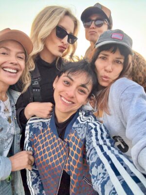 Carolina Arregui Instagram - Algunas de tus presas favoritas 💘
@carito_arregui
@rominanorambuena
@silvannagajardo
@paulaureta