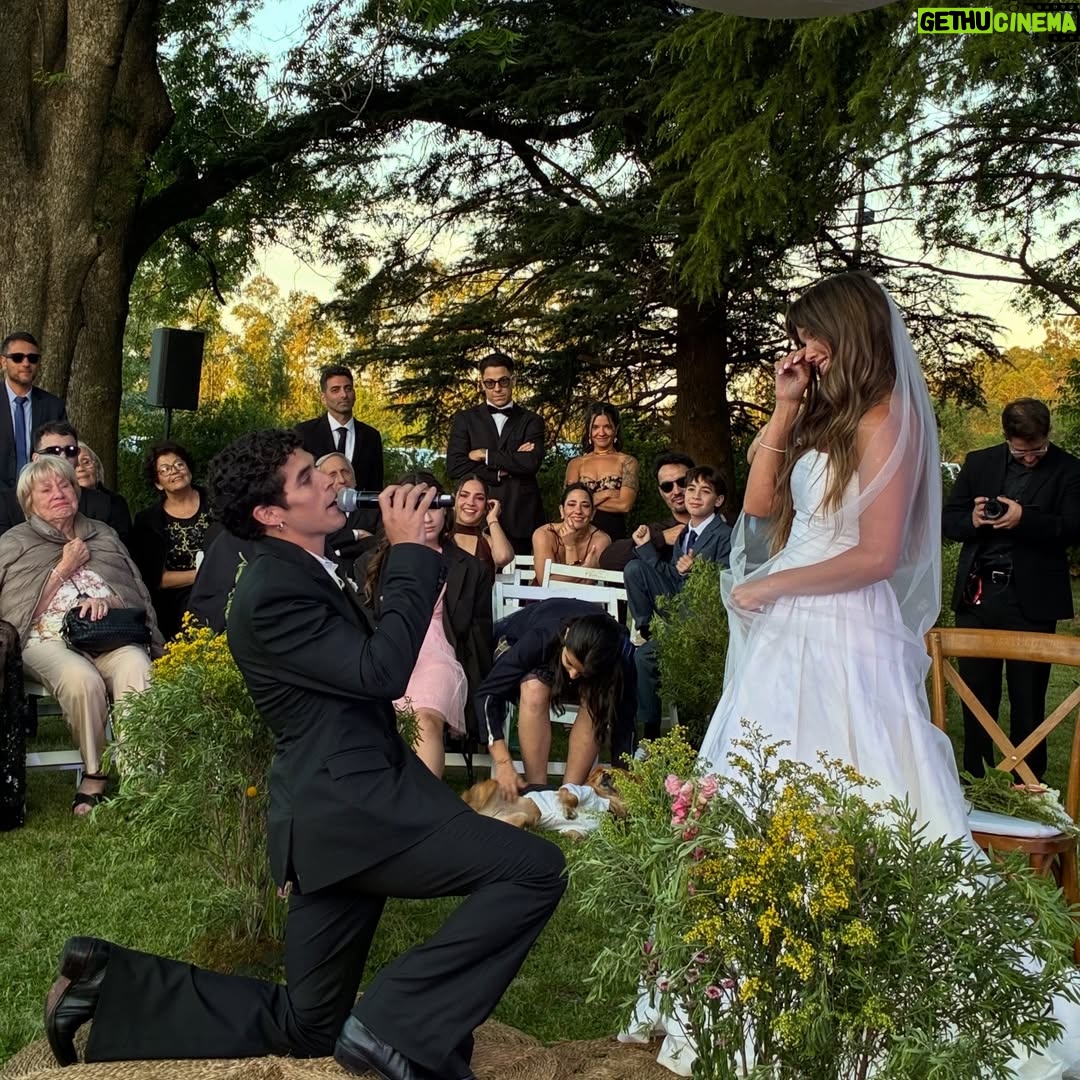 Carolina Domenech - 16.3K Likes - Que lindo es celebrar el amor 🩵 los amo @malenaratner @elpurre 💍