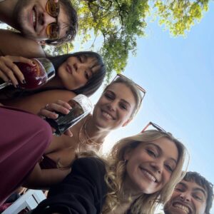 Carolina Domenech Instagram - Que lindo es celebrar el amor 🩵 los amo @malenaratner @elpurre 💍