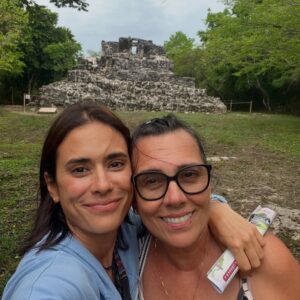 Carolina Ramírez Instagram - Gracias mami ♥️ TE AMO