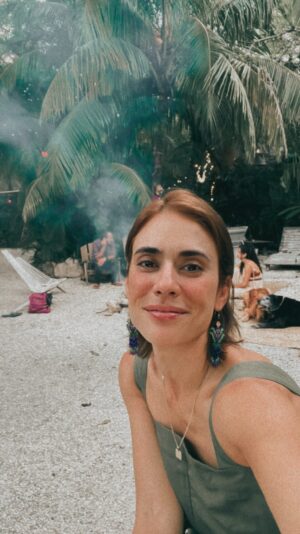Carolina Ramírez Instagram - Quedan pocos cupos para nuestro próximo encuentro!!! PETIT COMITÉ Playa del Carmen junto a @casa.resonance. Muy feliz con todo lo que se está preparando para vivir juntxs una experiencia única. Quedan menos de 10 cupos. ♥️