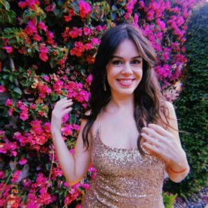 Carolina Varleta Instagram - Temporada de eventos 🌟⚡️

Vestido @chicdressproject 

Aros @alafolieaccesorios 

Uñas @espacioesencial_beauty 

Maquillaje @jennylorenabeauty