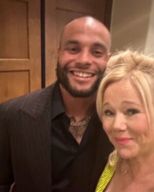 Caroline Rhea Instagram - Had the pleasure of hanging with @_4dak and his gorgeous wife @sarahjane at a charity event. Not just a great athlete but an incredible human and the sweetest couple. #fyp #cowboys #thanksgiving Go @dallascowboys