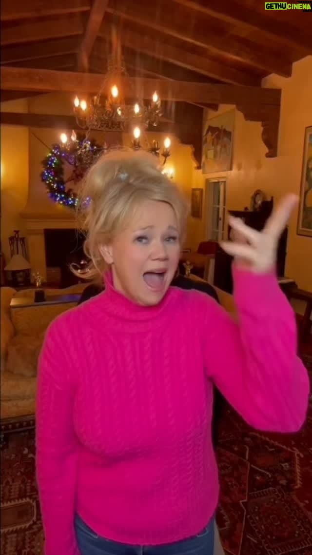 Caroline Rhea - 3.7K Likes - Thank you Queen @realjeansmart #bitches helping #witches #sisterhood #comedy My special is on @veeps.com Please enjoy. #happy #fyp #funny