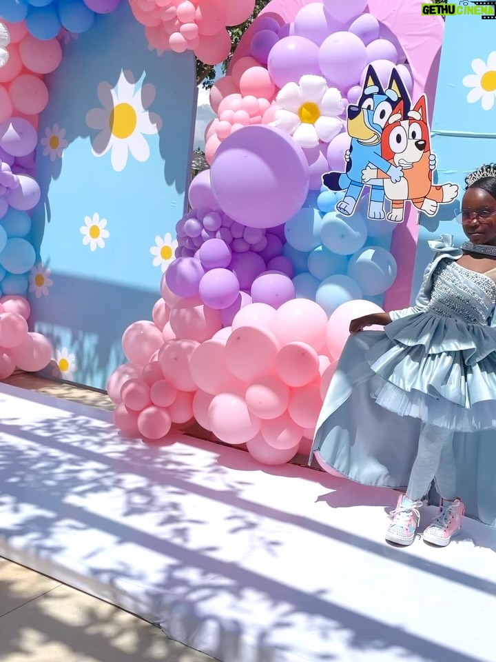 Catherine Kamau - 33.5K Likes - Njeri is 6 🥹❤️… Happiest Birthday my baby , Thank you for bringing us so much joy . We love you so much 🥹

Decor:  @s_and_s_picnics