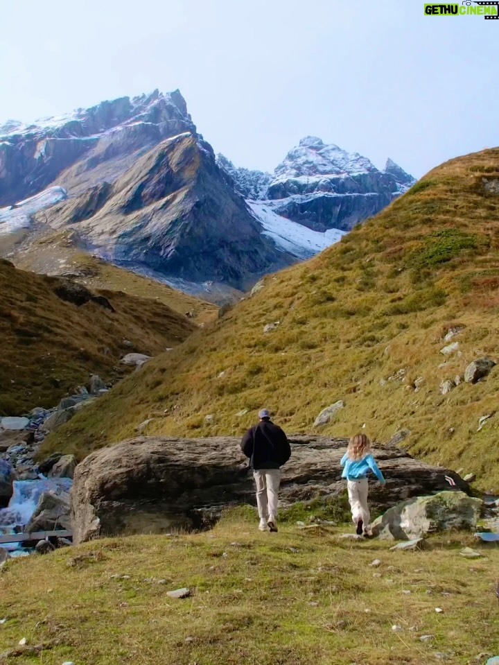 Catherine Paquin - 14.2K Likes - J’aurais mis mille vidéos dans ce carrousel tellement c’est beau ✨🏔️
📍: Suisse , je vous reviens dimanche avec une vidéo recap de mon itinéraire promis 🫶✨