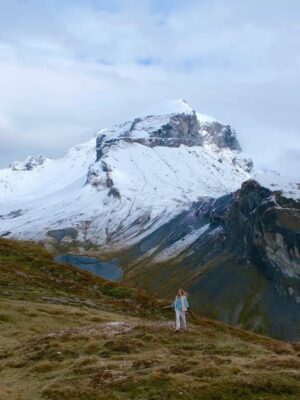Catherine Paquin Instagram - J’aurais mis mille vidéos dans ce carrousel tellement c’est beau ✨🏔️
📍: Suisse , je vous reviens dimanche avec une vidéo recap de mon itinéraire promis 🫶✨