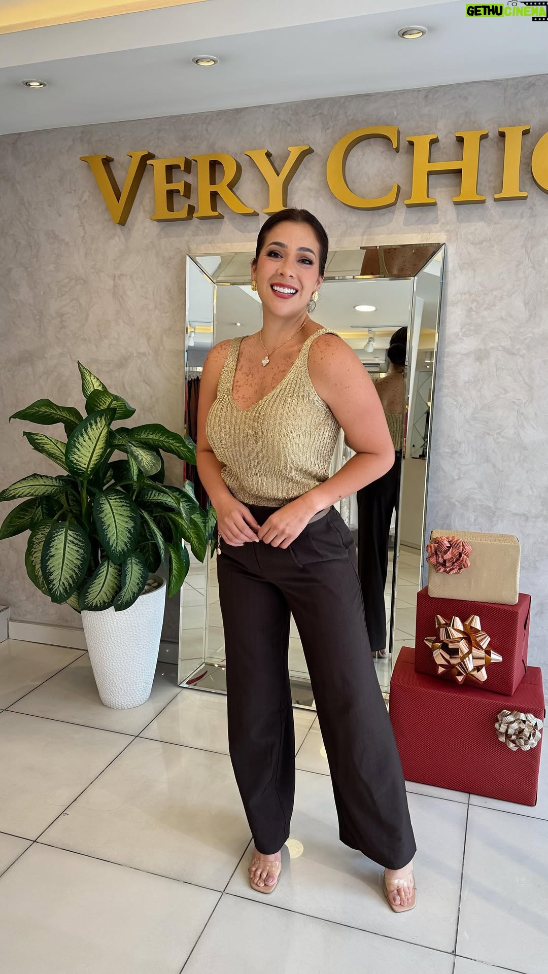 Catherine Velasteguí - 26 Likes - El dorado que eleva cualquier outfit ✨🤎
Corre por el tuyo, disponible en tienda.

#christmastime #lookoftheday #verychic #boutique