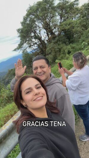 Cecilia Cascante Instagram - Que lindo seguir conociendo nuestro Ecuador y su belleza natural.
Gracias a toda mi gente de Tena por la maravillosa acogida y esperamos volver pronto.
@elyeka
@miriamurillo1
#lostressonfamilia