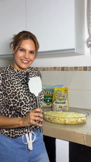 Cecilia Cascante Instagram - Si buscas una idea fácil para tu cena navideña, aquí va 👉 un plato delicioso hecho con Solo Arroz de Sylvia María.
Navidad es más rica cuando cocinamos con calidad. 🎄✨