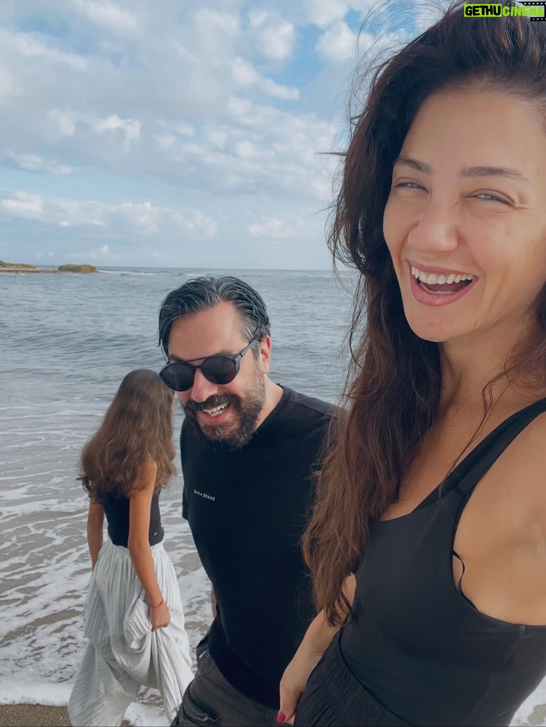 Ceren Benderlioğlu - 135.8K Likes - İyi ki doğdun be evimin direği KRALLLLL @emirbenderlioglu  ilk dans parçamız ♥️♥️♥️🥹🥹🥹 birlikte yaş almak hiç bu kadar güzel olmamıştı