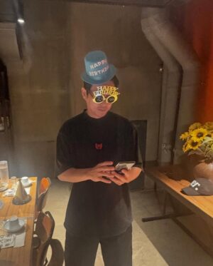 Cha Ye-ryun Instagram - 18일에 태어난 우리남편 @uks0718_  미안….
매년 합동 생파!!🎂🎂❤️
잊지않고 매년 맛있는 식사 챙겨주시는 @hino2033 
노희영고문님 감사 합니다💗💗💗
내 20년된 베프 다희랑 @mrsdaheekim  연지도 함께
인아 친구 엄마로 만났지만 내친구가 된 @taeyeon_tylawfirm 
장훈이네랑 함께라 더 의미 있었던 생일파티
아이들도 어른들도 행복한 시간….💗
생일 축하 해주신 모든 분들 진심으로 감사합니다아!!😍