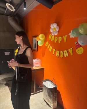 Cha Ye-ryun Instagram - 18일에 태어난 우리남편 @uks0718_  미안….
매년 합동 생파!!🎂🎂❤️
잊지않고 매년 맛있는 식사 챙겨주시는 @hino2033 
노희영고문님 감사 합니다💗💗💗
내 20년된 베프 다희랑 @mrsdaheekim  연지도 함께
인아 친구 엄마로 만났지만 내친구가 된 @taeyeon_tylawfirm 
장훈이네랑 함께라 더 의미 있었던 생일파티
아이들도 어른들도 행복한 시간….💗
생일 축하 해주신 모든 분들 진심으로 감사합니다아!!😍