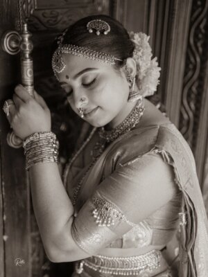 Chandana Ananthakrishna Instagram - Devotion 💫

Mua - @makeoverwithtara_raam