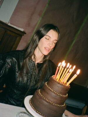 Charlotte Cardin Instagram - 31!!! ♏️🧁💋💜🫀🧚🏼‍♀️☔️🍷🔮