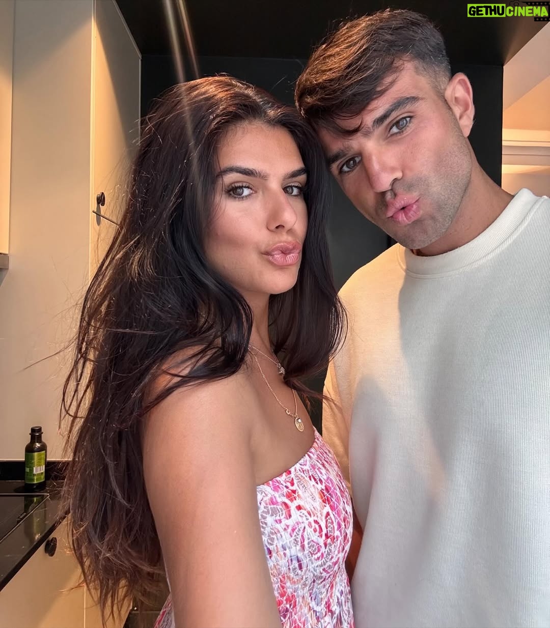 Charlotte Mint - 8.3K Likes - ❤️ joyeux anniversaire à ma moitié, l’amour de ma vie ! Mon frère 🙏🏼 ensemble du premier jusqu’au dernier ! Je t’aime @steve_mint4