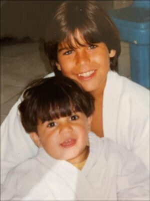 Charlotte Mint Instagram - ❤️ joyeux anniversaire à ma moitié, l’amour de ma vie ! Mon frère 🙏🏼 ensemble du premier jusqu’au dernier ! Je t’aime @steve_mint4