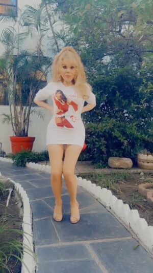 Charo Instagram - Hola Amigos  Happy Monday . I Hope that You Have a Great THANKSGIVING . And Ready for The most Beautiful Time of The Year . I Love You All . Besos . #charo #cuchicuchi #fun #magic #love #December #christmas #holiday #dress #cute #fyp #foryou #foryoupage #fyp #music #happiness #família #loveyou