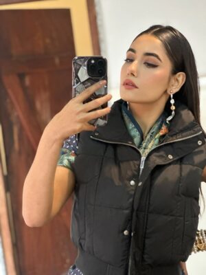 Charvi Tanya Dutta Instagram - Walking into the jacket season ❤️🧊⛄️