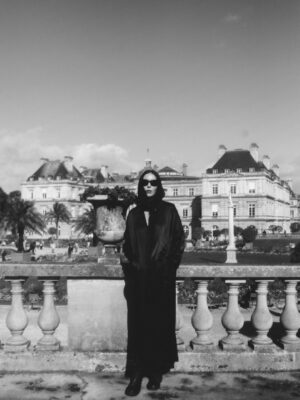 Chelsea Wolfe Instagram - photos by @wyldcosmia in Paris

wearing @anndemeulemeester_official coat & @ovate scarf