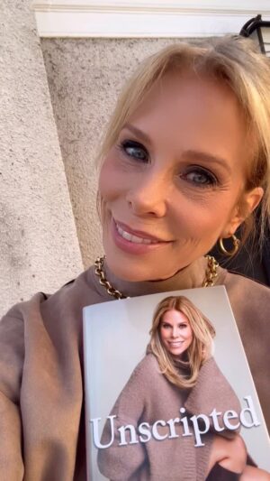 Cheryl Hines Instagram - My book Unscripted is out tomorrow 11/11 🥳 I’m so excited for you to read it 🩵🩵📕 Pro tip: my sister & I suggest listening to the audiobook at 1:1 speed 🎧 Link in bio to order on Amazon 🛒
#unscripted #bookrelease #memoir