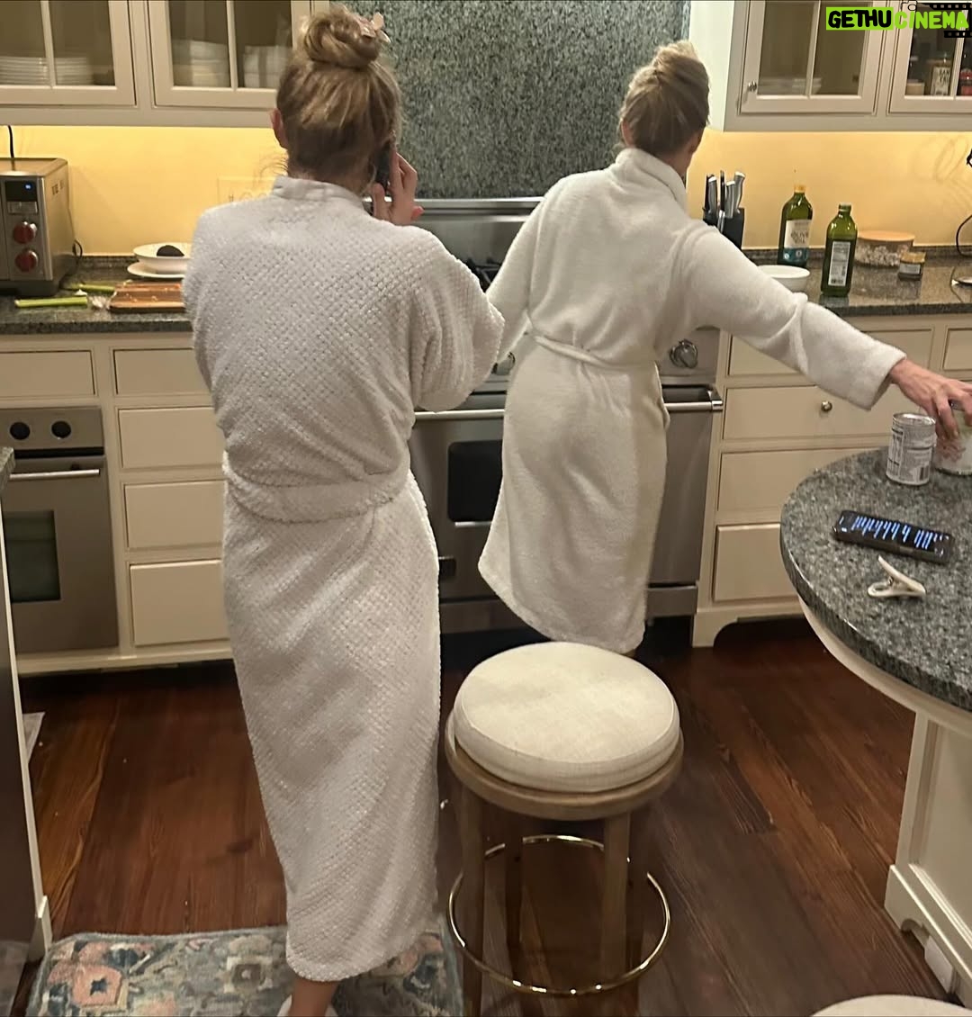 Cheryl Hines - 13.1K Likes - Like mother, like daughter…Like daughter, like mother. 🙂‍↕️💕👯‍♀️ 
#businessbyday #partybynight