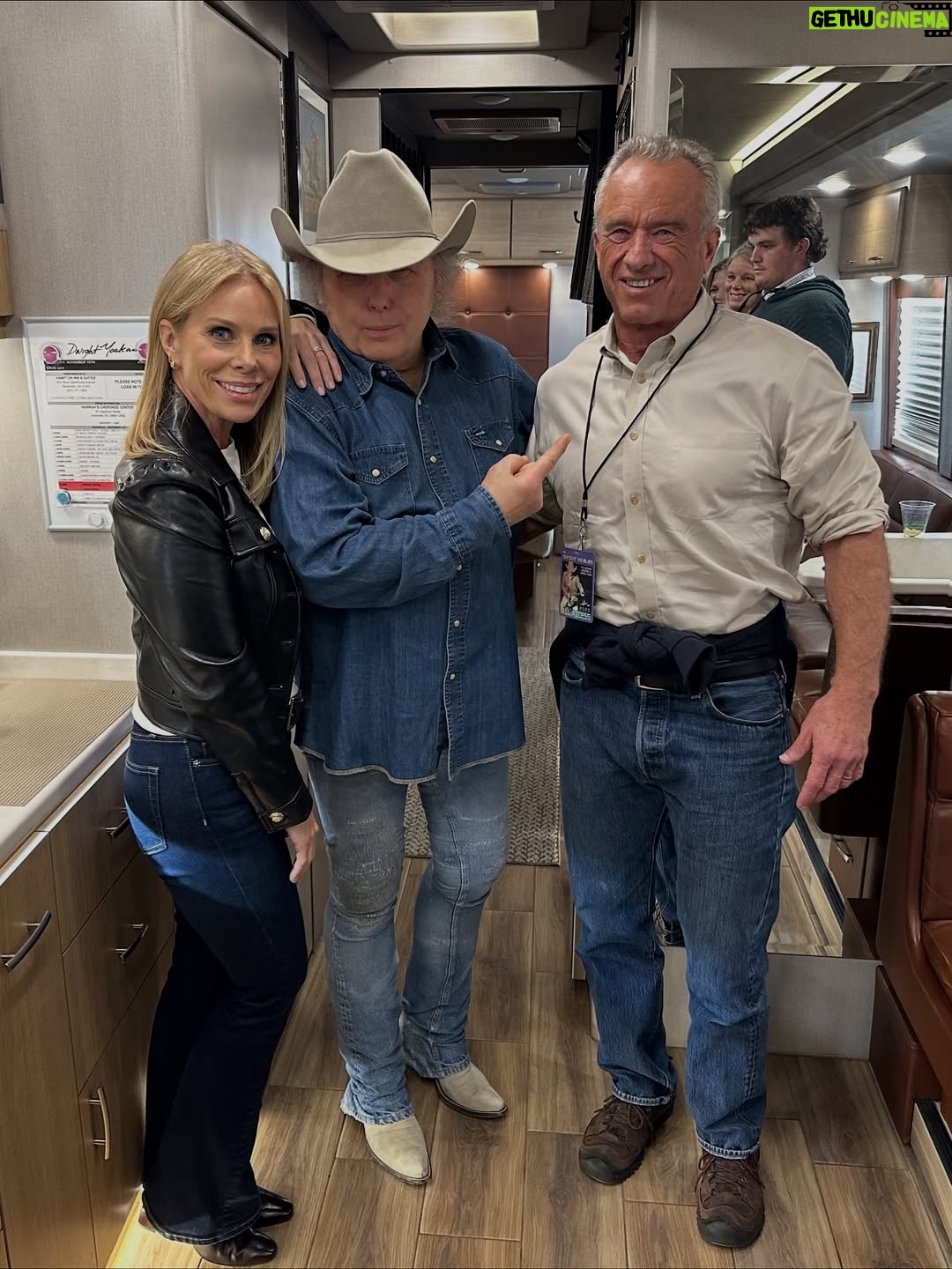 Cheryl Hines - 72.4K Likes - Dwight Yoakam. Country legend. Has always been my favorite. Guitars, Cadillacs, Hillbilly Music on a Sat night. Perfection! Thank you Dwight!!!