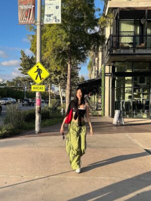 Cheryl Yang Instagram - 😊🪻🐮