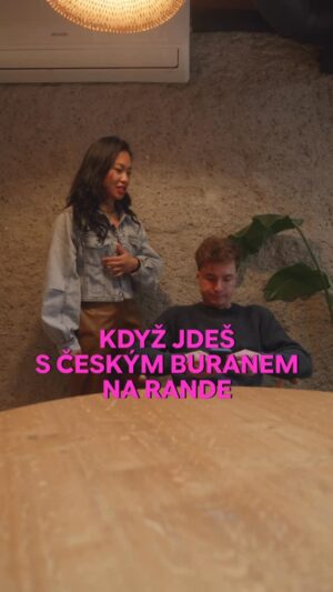 Chila Ta Thuy Instagram - Sdílení hororových historek z vašeho rande je vítáno! 😀 Nechť je sekce komentářů naší společnou terapií. A napište, jak elegantně odejít, když hned má začátku víte, že to bude průser. 😀

📹 @roman_drnovec 
📍 @ricefield.prague děkujeme jako vždy za ochotu i skvělé pohoštění během natáčení ❤️

#spetkachili