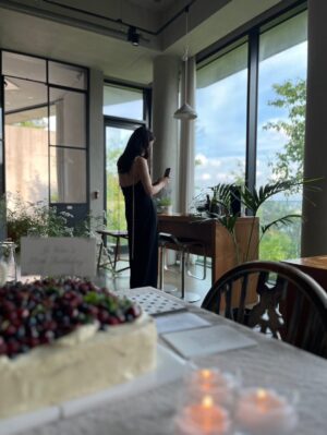 Choi Ji-woo Instagram - 소중한 인연들🥰
감사하고,사랑합니다❤️

막내나이가 벌써…😂🙄🫣😎😘