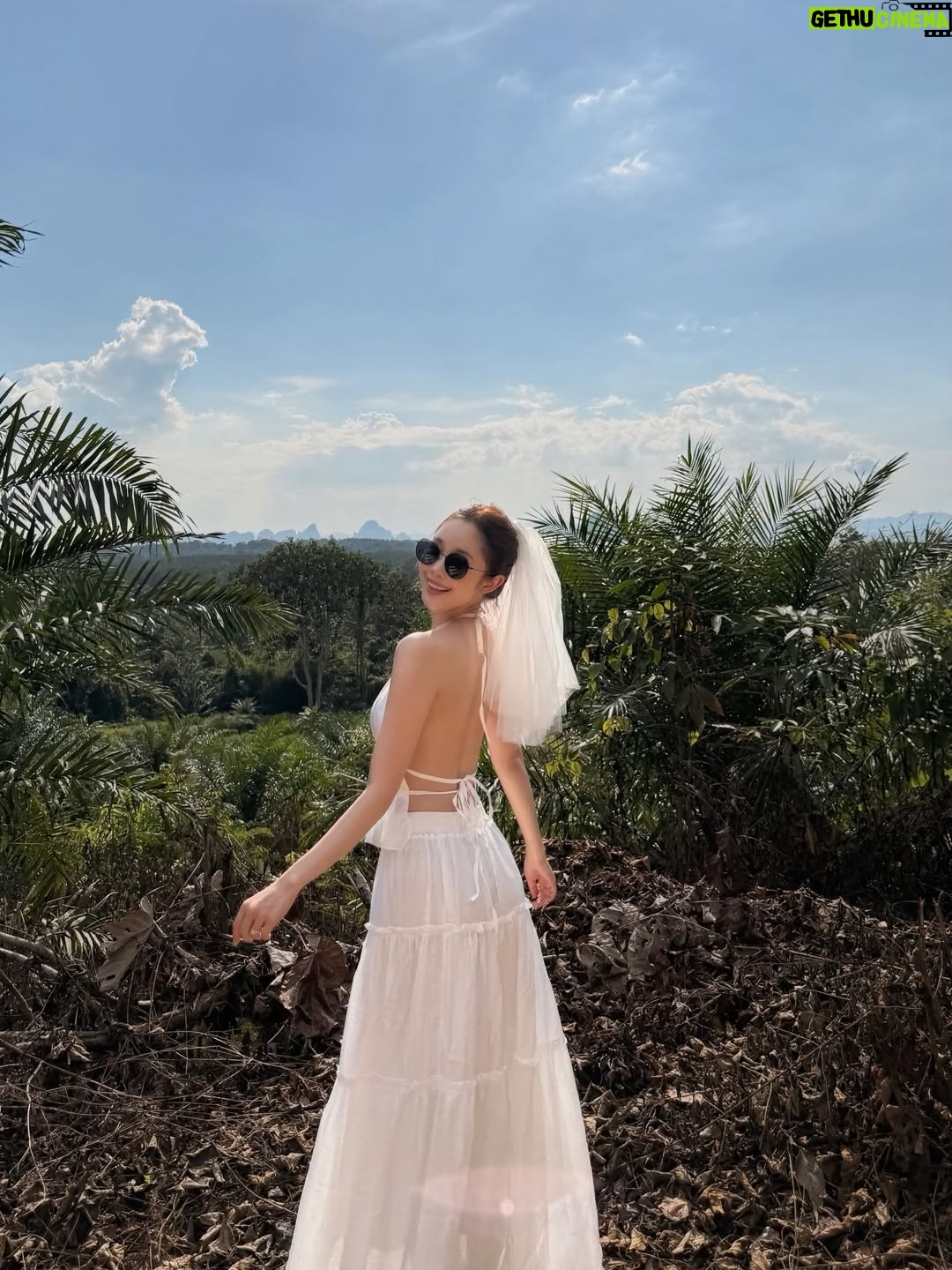 Choi Seol-hwa - 602 Likes - 나 진짜 웃기고 잊지 못할 뚝딱 프로포즈 받았는데
인스타에 어떻게 올려야 재미있다고 소문이 날까ㅋㅋㅋㅋ