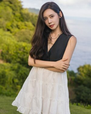 Choo Ja-hyun Instagram - 🖤