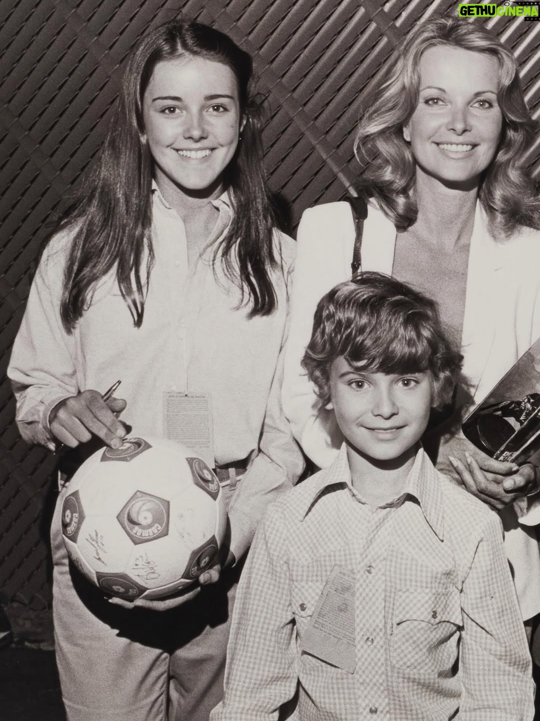 Christa Miller - 43.4K Likes - This is me at 15 years old.
I had kissed one boy playing truth or dare.
I still sleep with a Snoopy.
I’m a child in this photo.